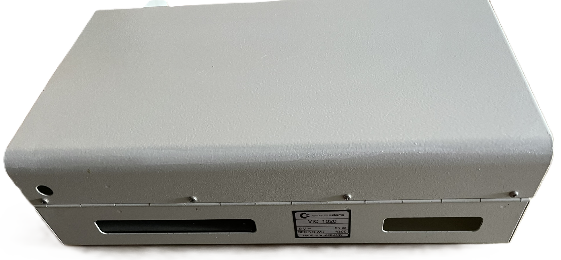 commodore vic 1020 back